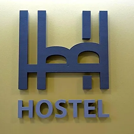 Hostel Bratislava * Братислава