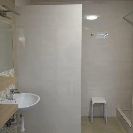 Hostel Bratislava * Bratysława