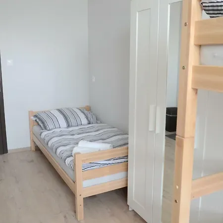 Hostel Bratislava Hostel *