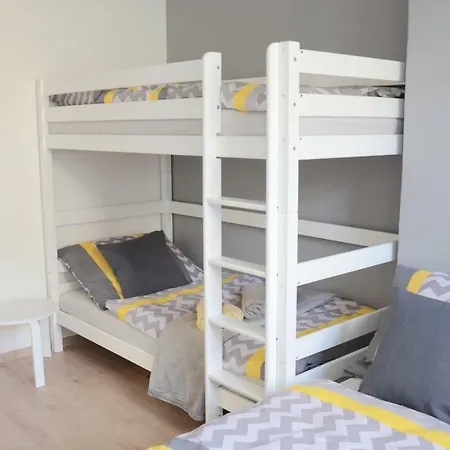 Hostel Bratislava Albergue *