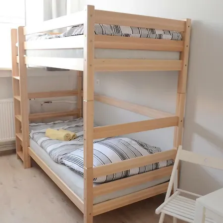 Vandrarhem Hostel Bratislava *